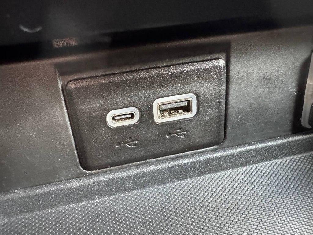 Chevrolet Suburban 2WD 4dr Premier 2023