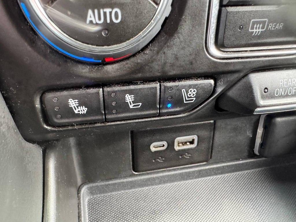 Chevrolet Suburban 2WD 4dr Premier 2023