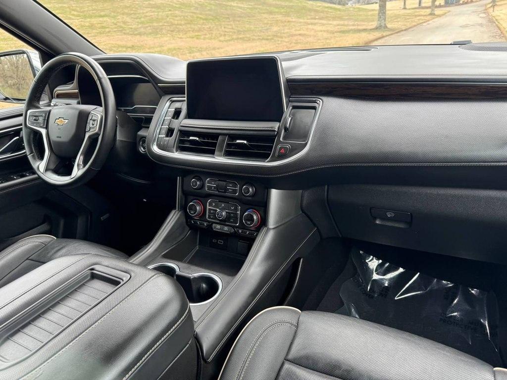 Chevrolet Suburban 2WD 4dr Premier 2023