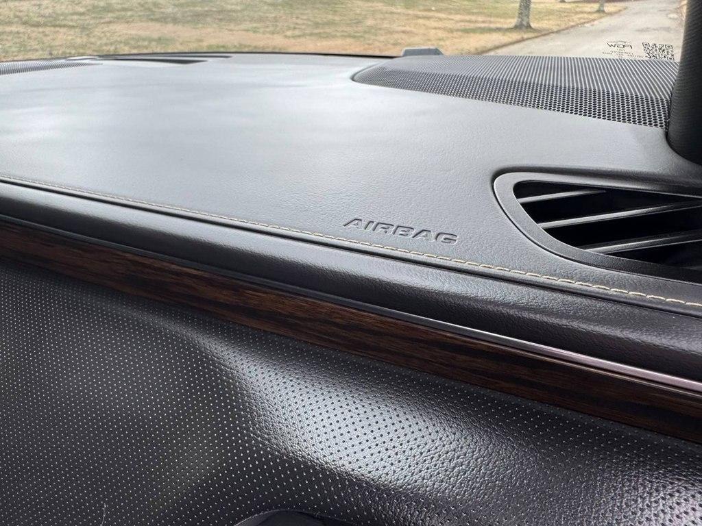 Chevrolet Suburban 2WD 4dr Premier 2023