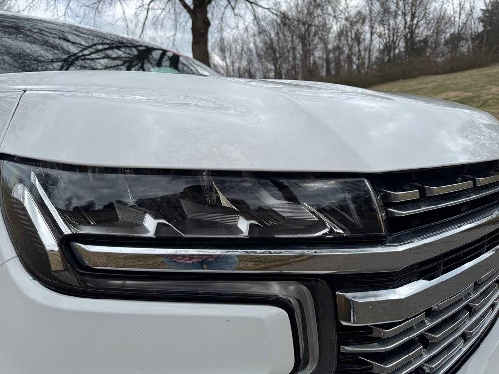 Chevrolet Suburban 2WD 4dr Premier 2023