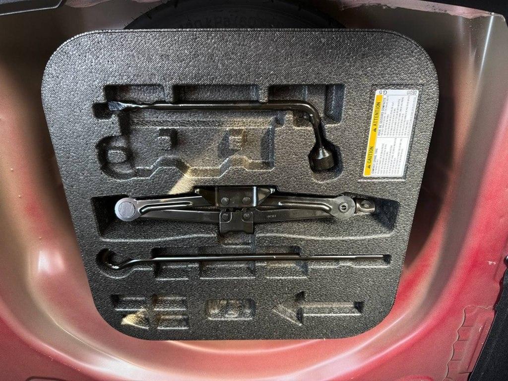 Toyota Corolla LE CVT (Natl) 2023