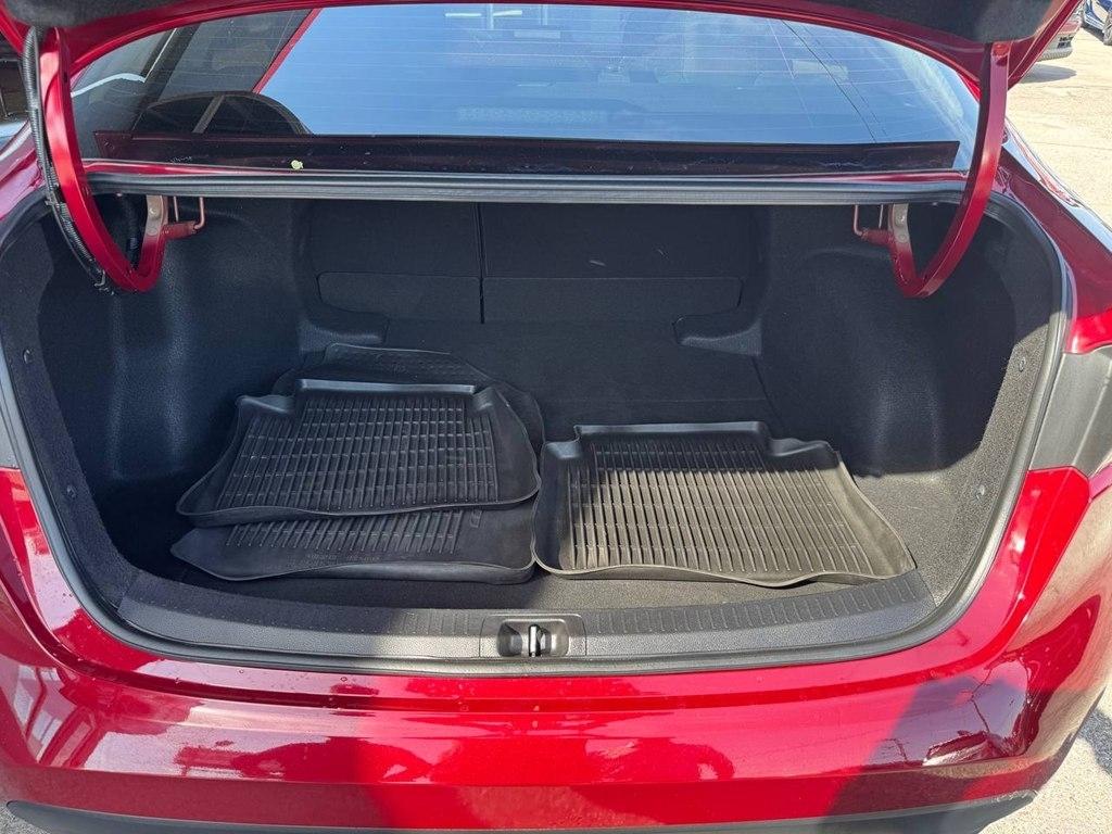 Toyota Corolla LE CVT (Natl) 2023