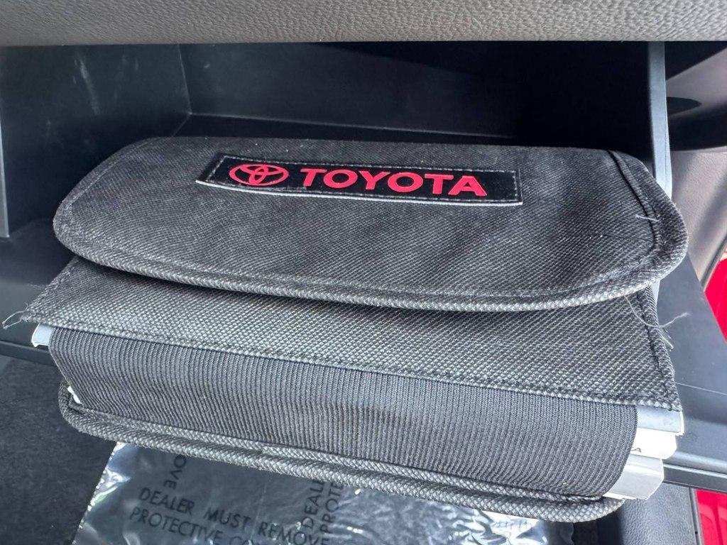 Toyota Corolla LE CVT (Natl) 2023