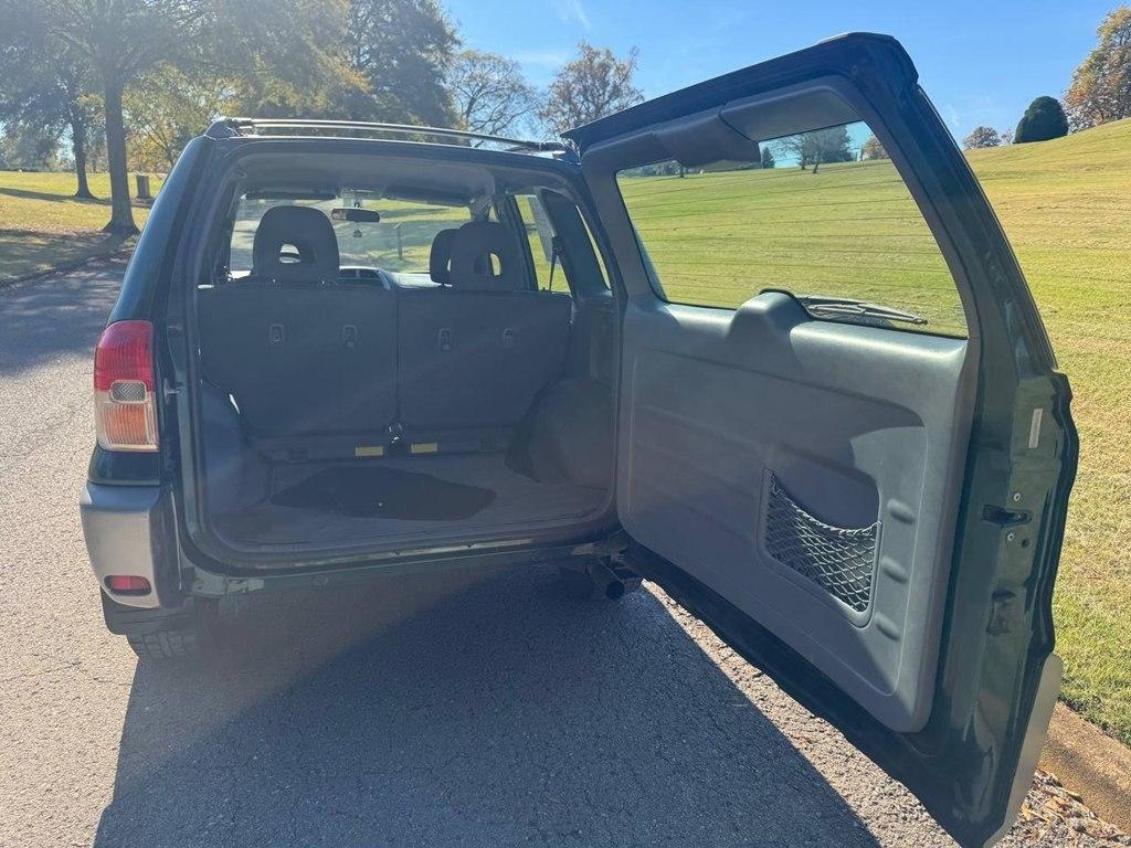 Toyota RAV4 4dr Manual (Natl) 2002