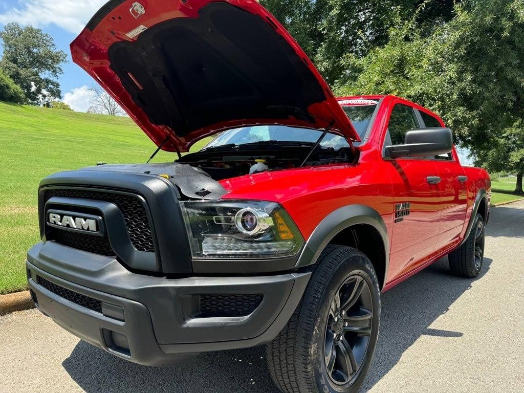 RAM 1500 Classic Warlock 4x4 Crew Cab 5'7" Box 2022