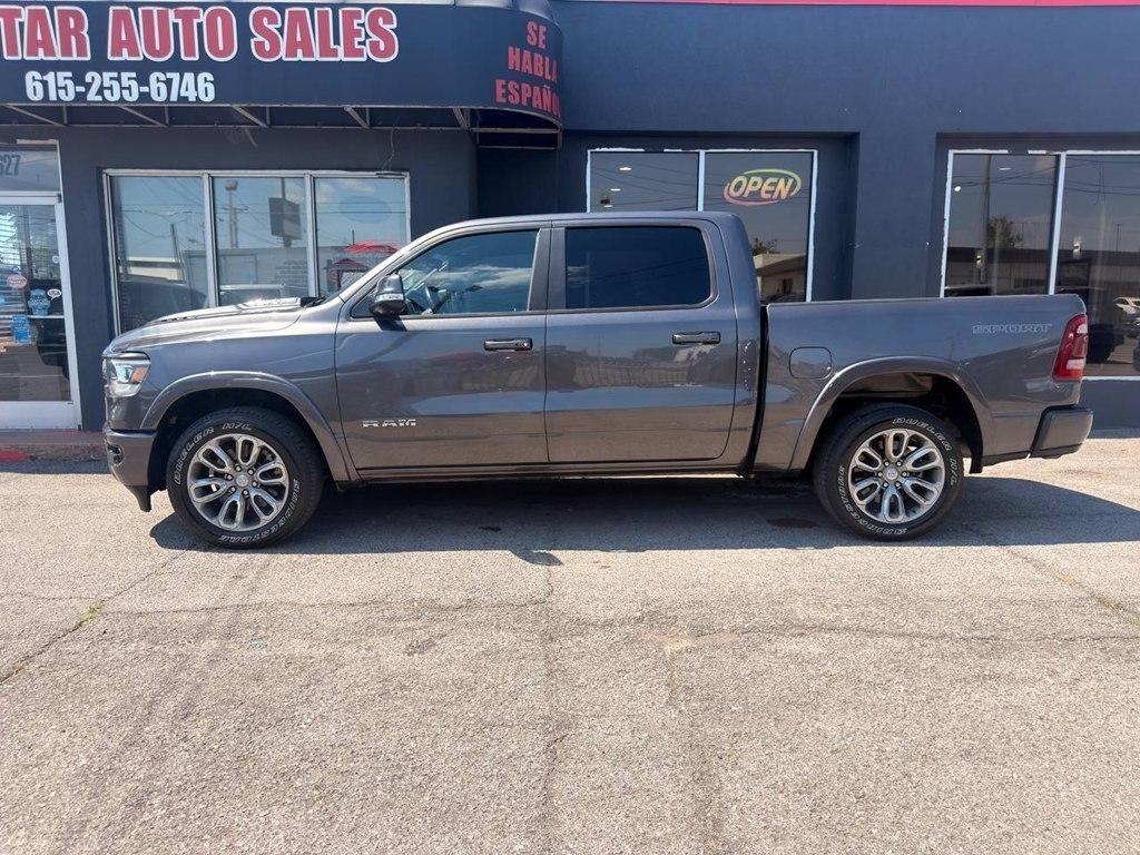 RAM 1500 Laramie 4x2 Crew Cab 5'7" Box 2021