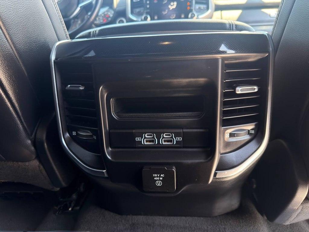 RAM 1500 Laramie 4x2 Crew Cab 5'7" Box 2021