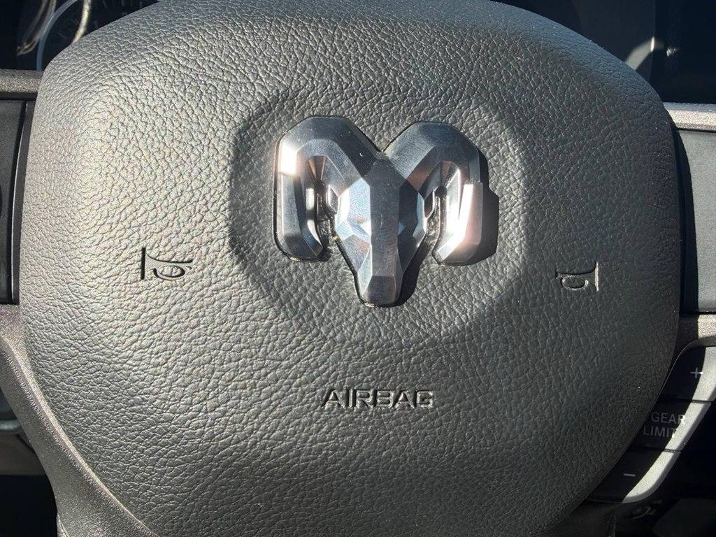 RAM 1500 Tradesman 4x4 Crew Cab 5'7" Box 2024
