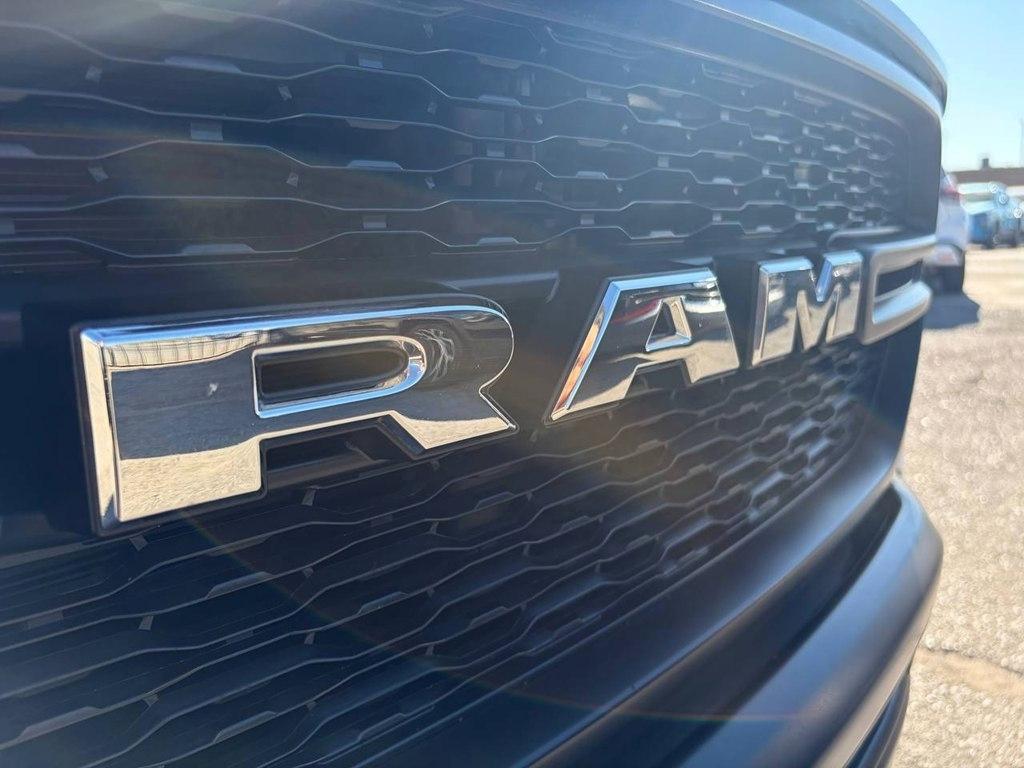 RAM 1500 Tradesman 4x4 Crew Cab 5'7" Box 2024