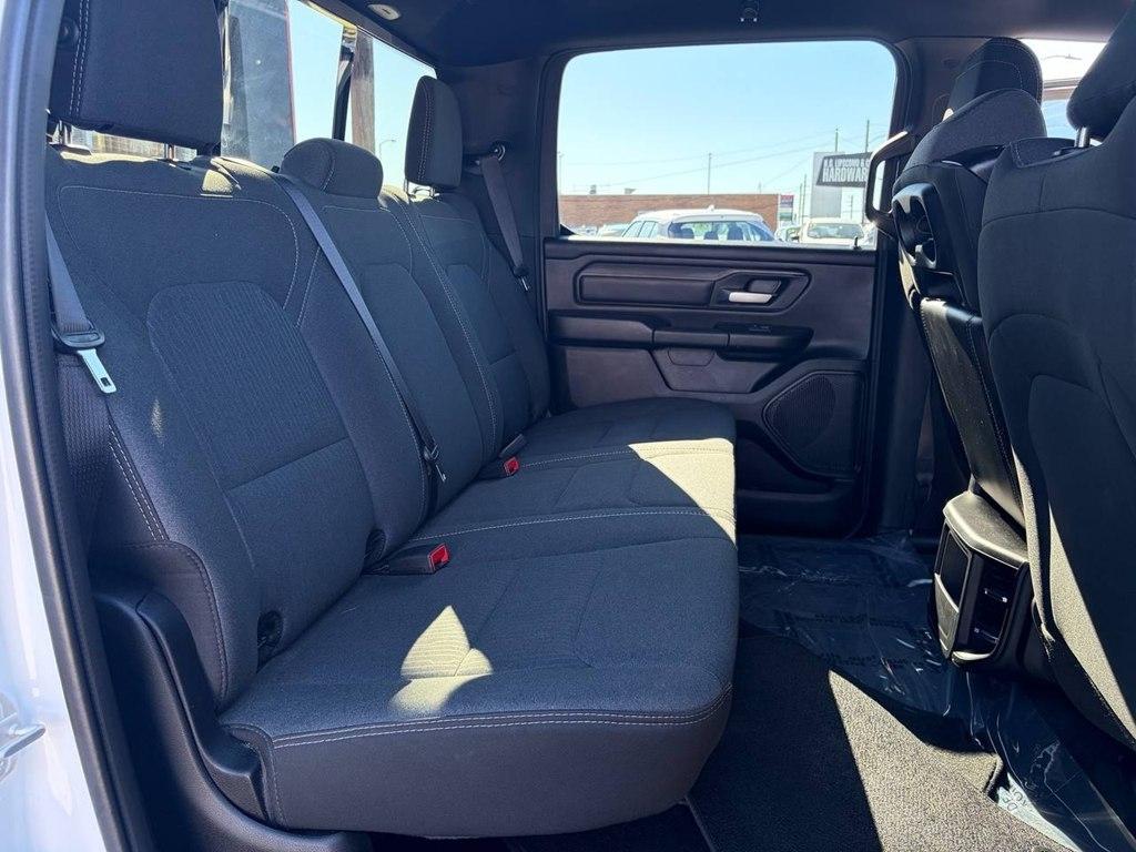 RAM 1500 Tradesman 4x4 Crew Cab 5'7" Box 2024