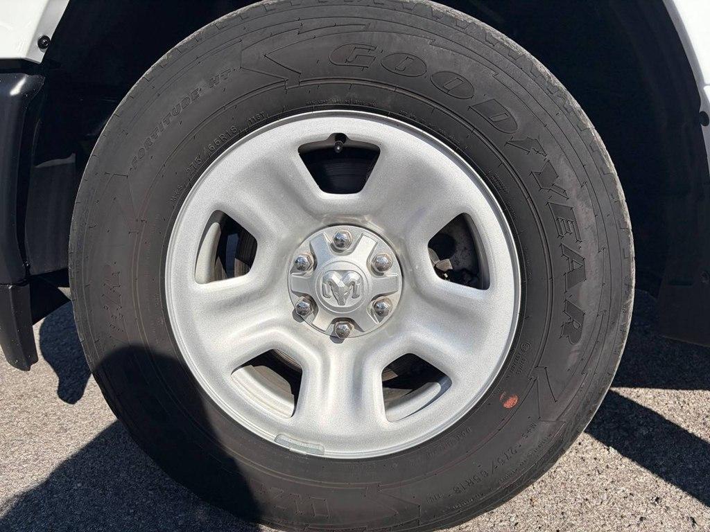 RAM 1500 Tradesman 4x4 Crew Cab 5'7" Box 2024