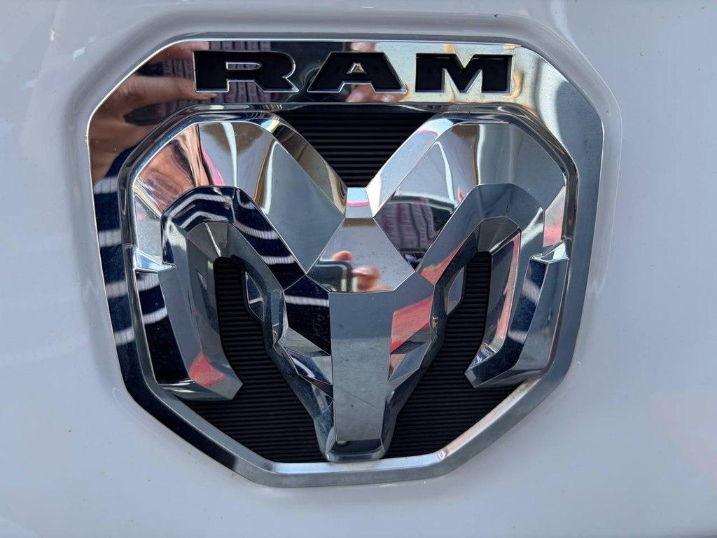 RAM 1500 Tradesman 4x4 Crew Cab 5'7" Box 2024