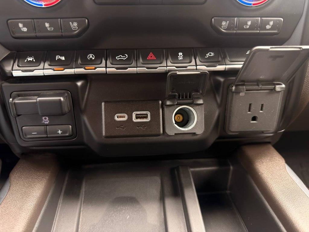 GMC Sierra 1500 4WD Crew Cab 147" SLT 2020