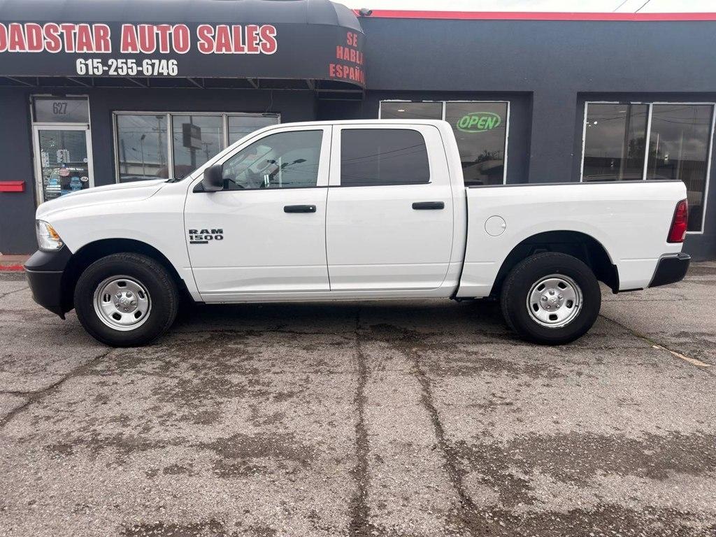 RAM 1500 Classic Tradesman 4x4 Crew Cab 5'7" Box 2021