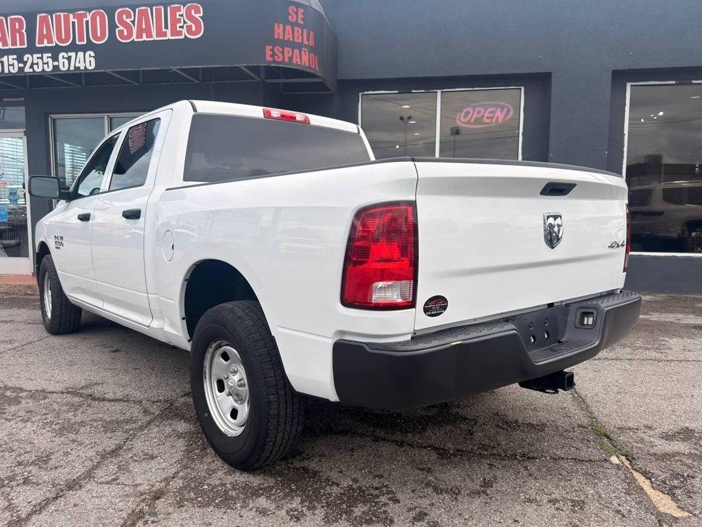 RAM 1500 Classic Tradesman 4x4 Crew Cab 5'7" Box 2021