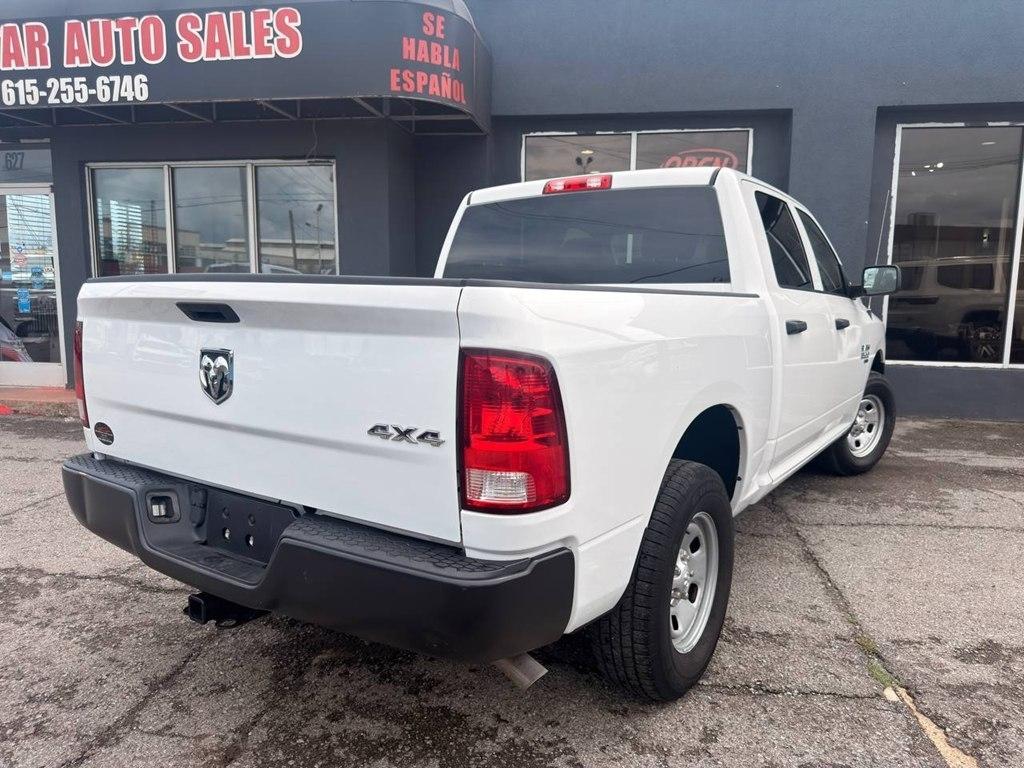 RAM 1500 Classic Tradesman 4x4 Crew Cab 5'7" Box 2021