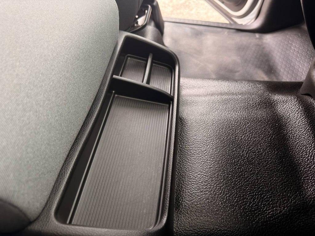 RAM 1500 Classic Tradesman 4x4 Crew Cab 5'7" Box 2021