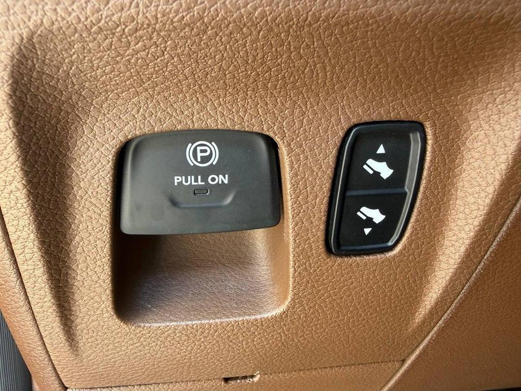 RAM 1500 Longhorn 4x4 Crew Cab 5'7" Box 2019