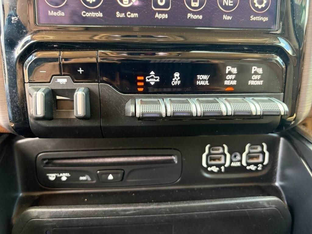 RAM 1500 Longhorn 4x4 Crew Cab 5'7" Box 2019