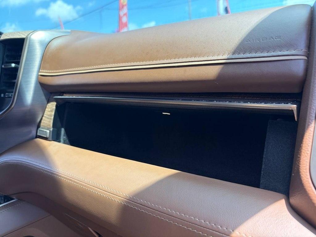 RAM 1500 Longhorn 4x4 Crew Cab 5'7" Box 2019