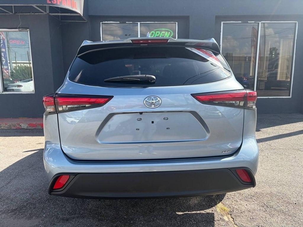 Toyota Highlander XLE FWD (Natl) 2021