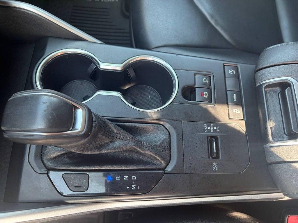 Toyota Highlander XLE FWD (Natl) 2021