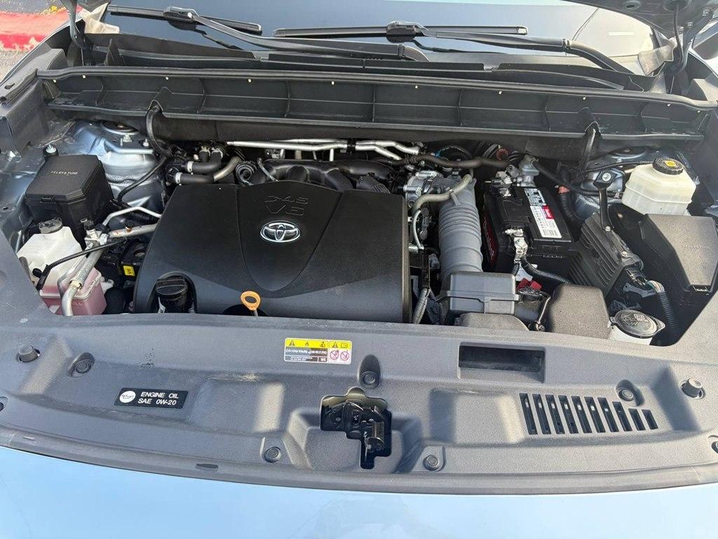 Toyota Highlander XLE FWD (Natl) 2021