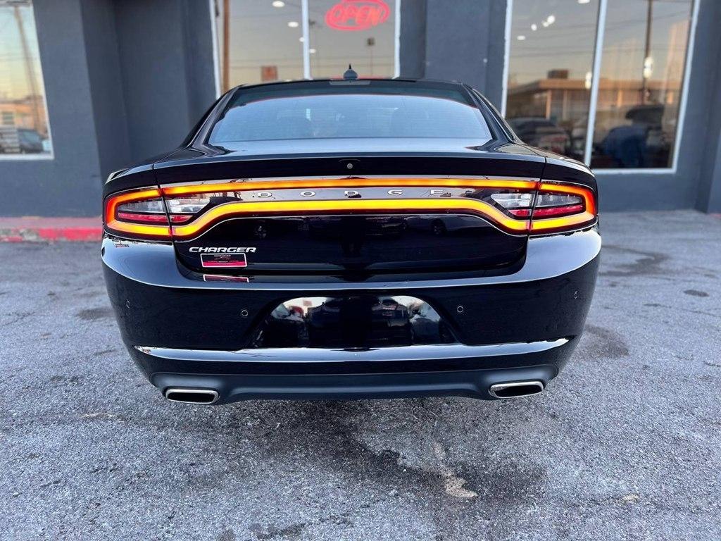 Dodge Charger SXT RWD 2022