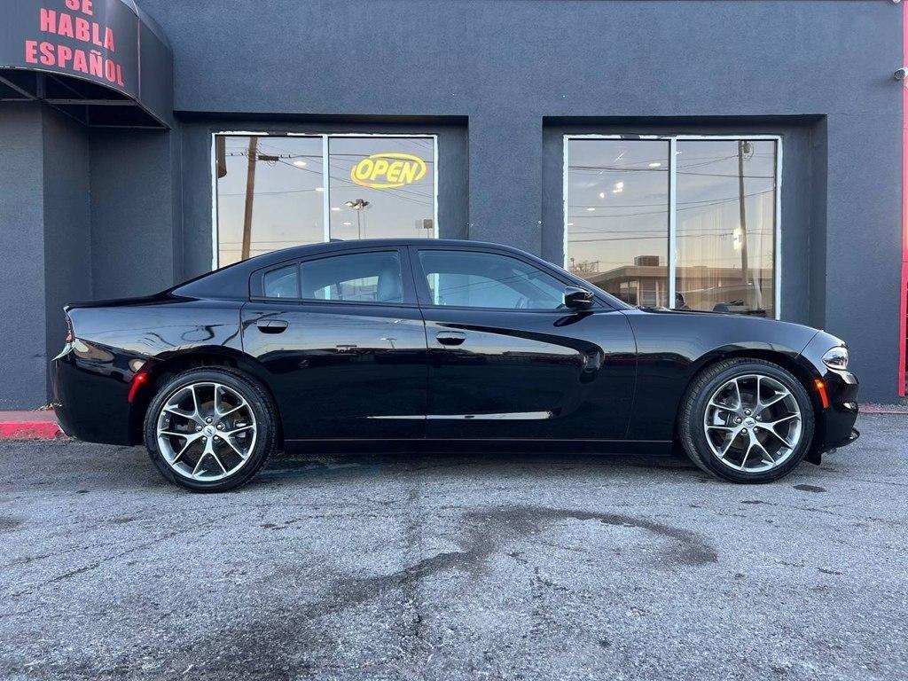Dodge Charger SXT RWD 2022