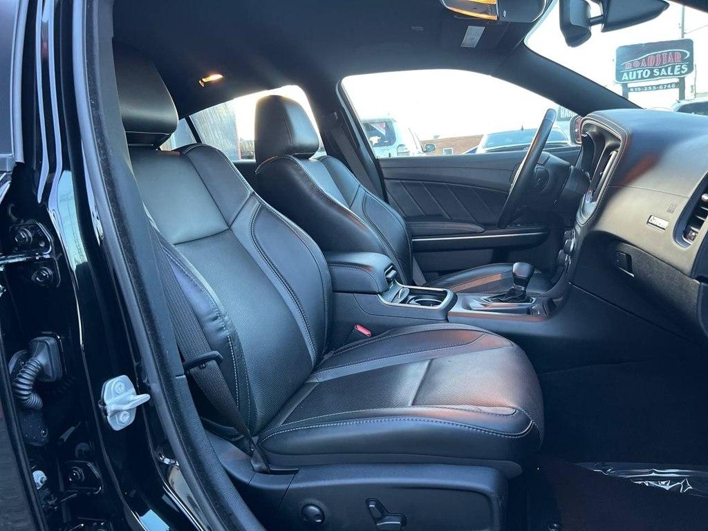 Dodge Charger SXT RWD 2022