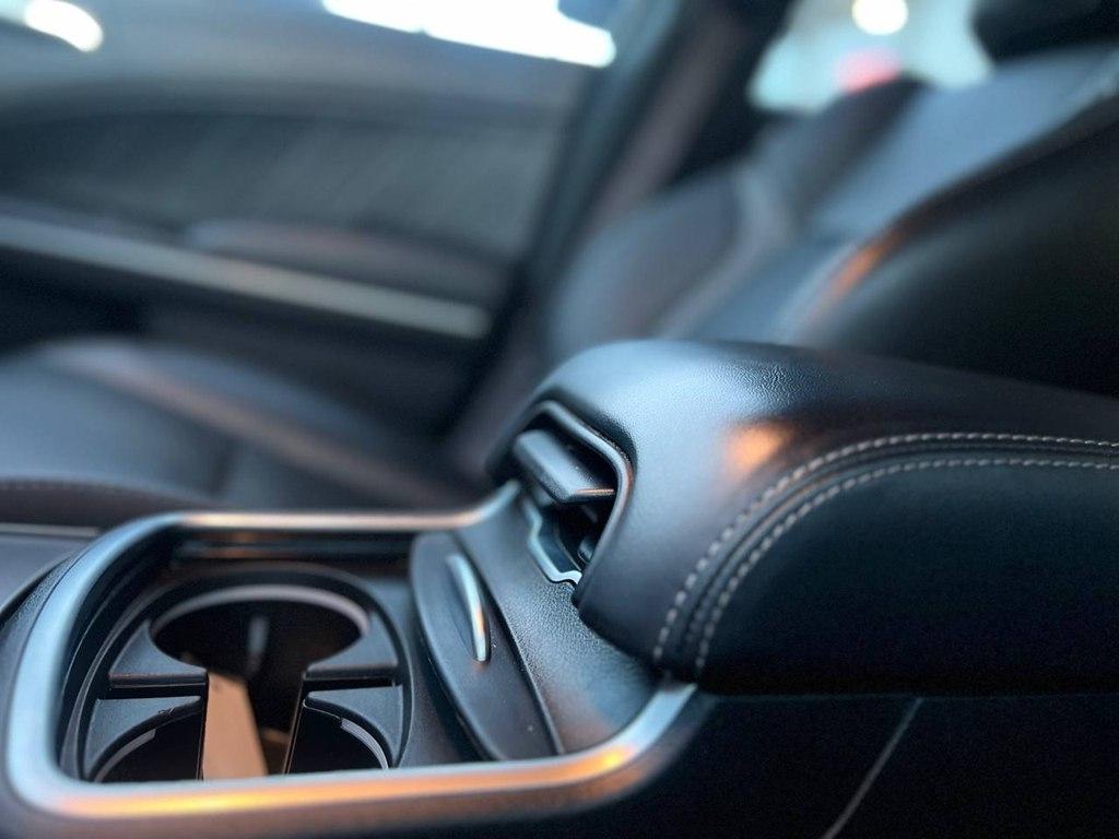 Dodge Charger SXT RWD 2022