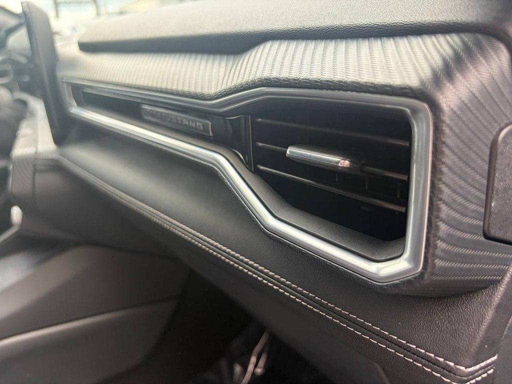 Ford Mustang EcoBoost Fastback 2025