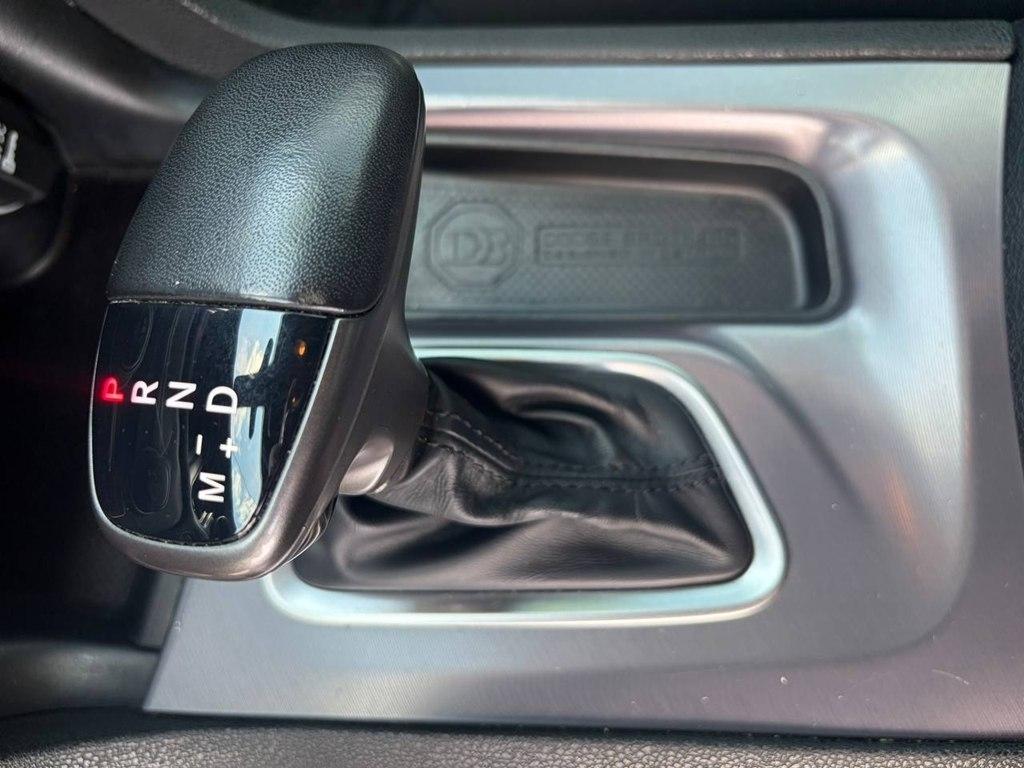 Dodge Charger SXT RWD 2019