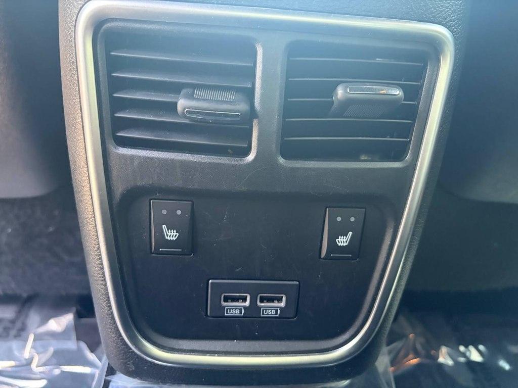 Dodge Charger SXT RWD 2019