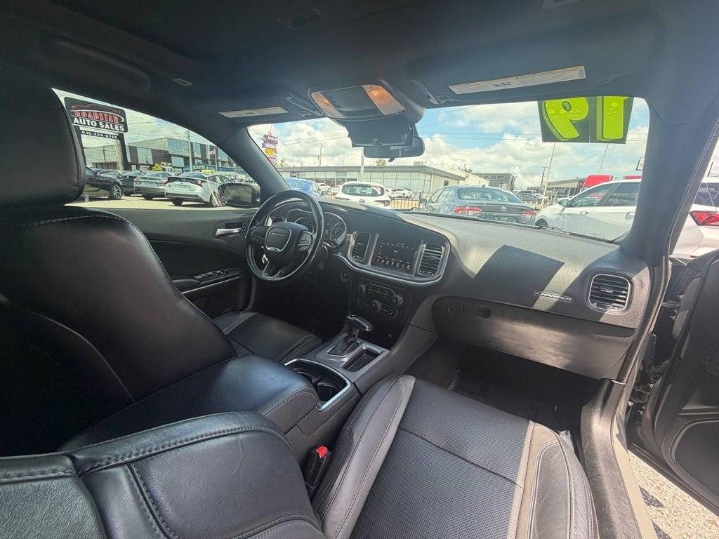 Dodge Charger SXT RWD 2019