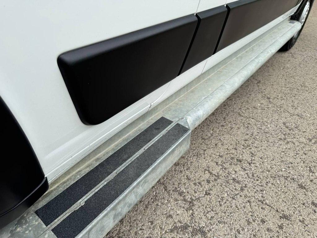 RAM ProMaster Cargo Van 2500 Low Roof 136" WB 2023