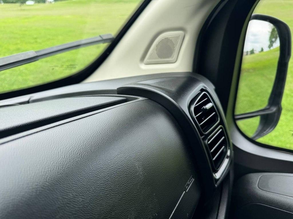 RAM ProMaster Cargo Van 2500 Low Roof 136" WB 2023