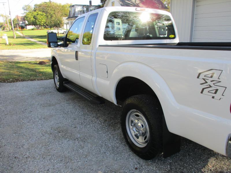 Ford F-250 SD XL SuperCab 4WD 2016