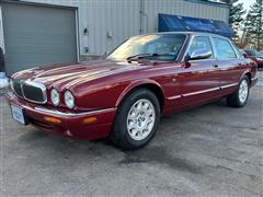 1999 Jaguar XJ Sedan 
