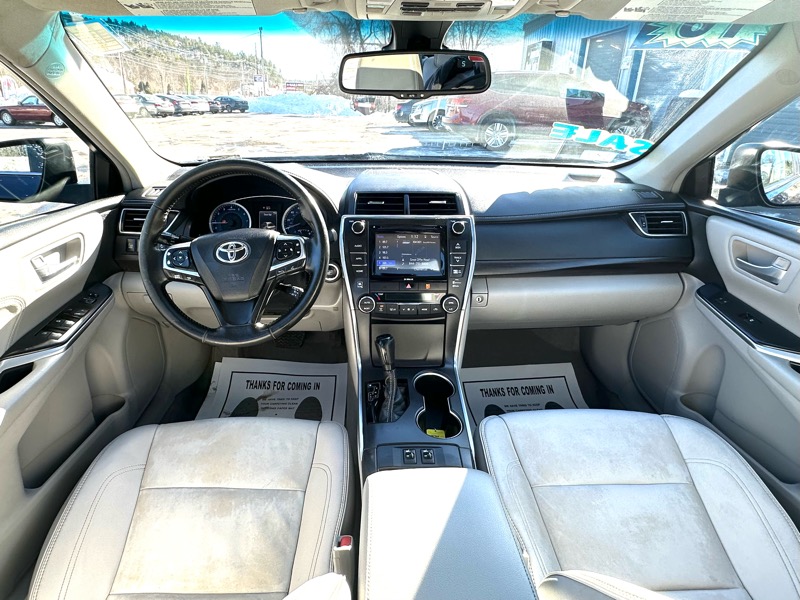 Toyota Camry XLE 2016