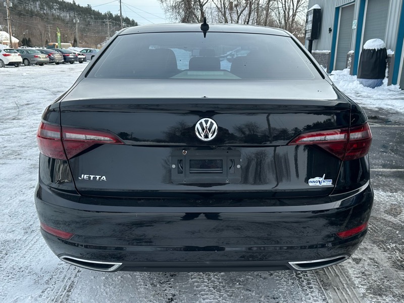 Volkswagen Jetta 1.4T R-Line 8A 2021