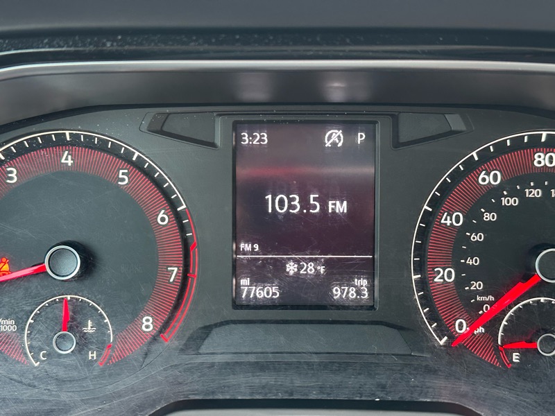 Volkswagen Jetta 1.4T R-Line 8A 2021