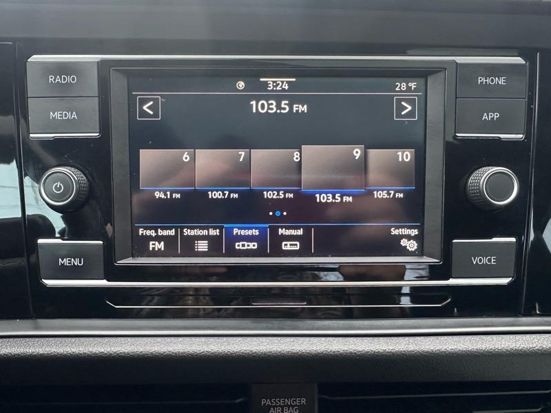 Volkswagen Jetta 1.4T R-Line 8A 2021