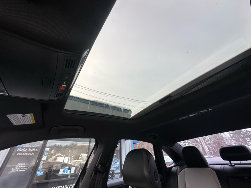 Volkswagen Jetta 1.4T R-Line 8A 2021