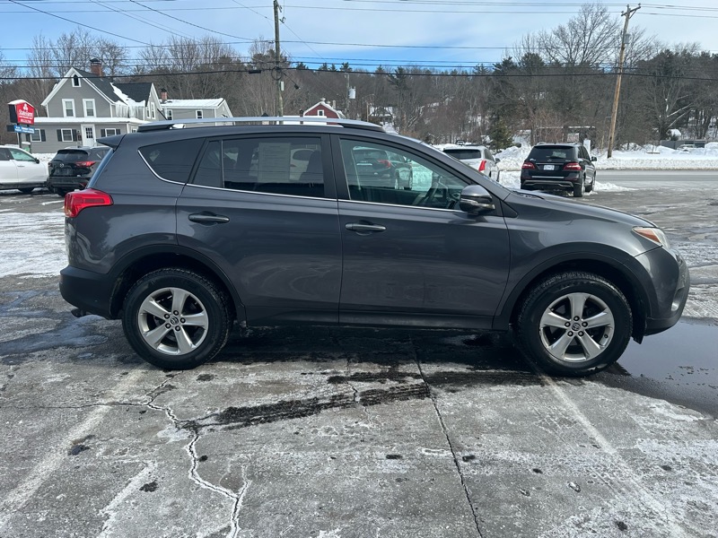 Toyota RAV4 XLE AWD 2015