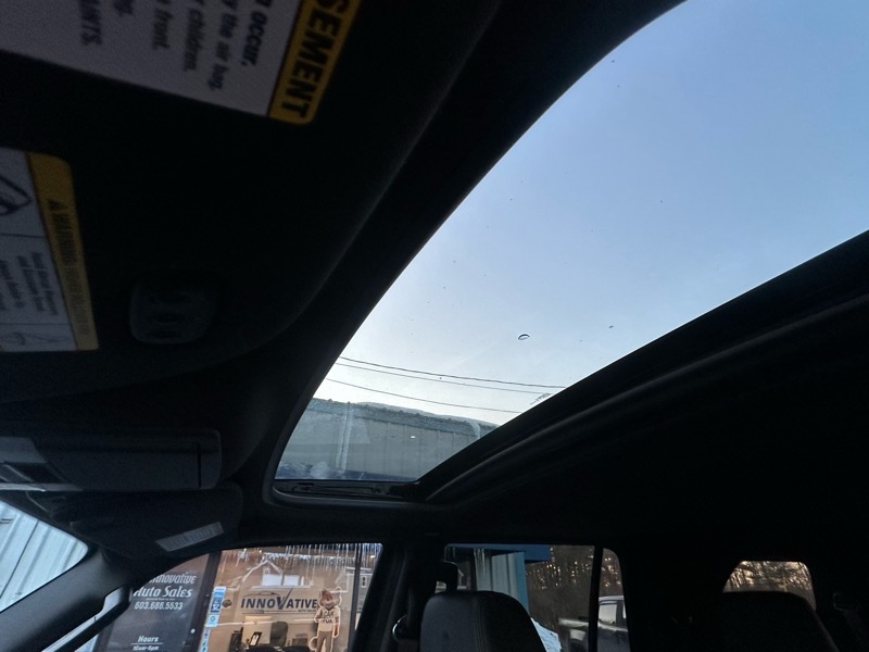 Lincoln Navigator 4WD 2011