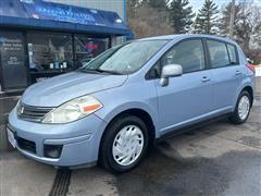 2011 Nissan Versa 