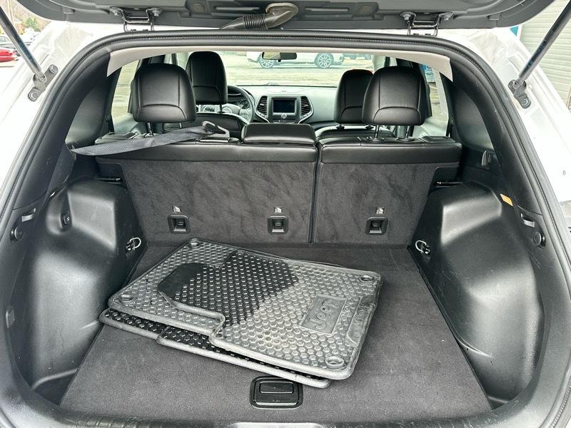 Jeep Cherokee Latitude Plus 4WD 2019