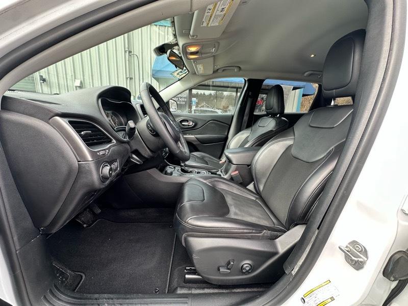 Jeep Cherokee Latitude Plus 4WD 2019